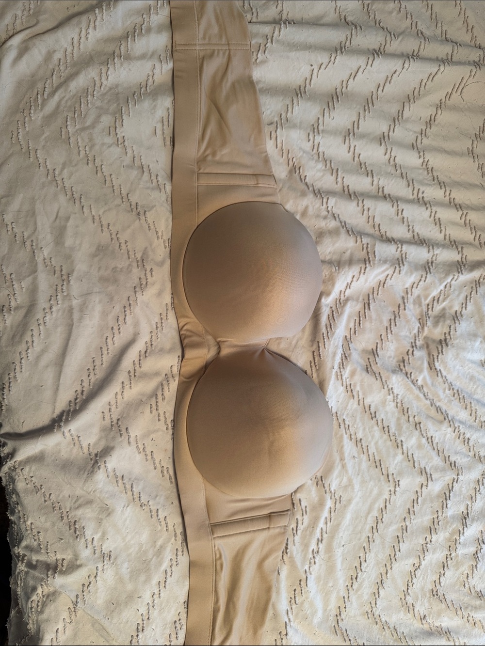 Seamless Nude Strapless Bra - Light Beige